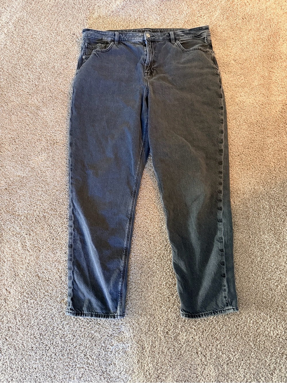 American Eagle Outfitters Relaxed Fit Black Jeans
